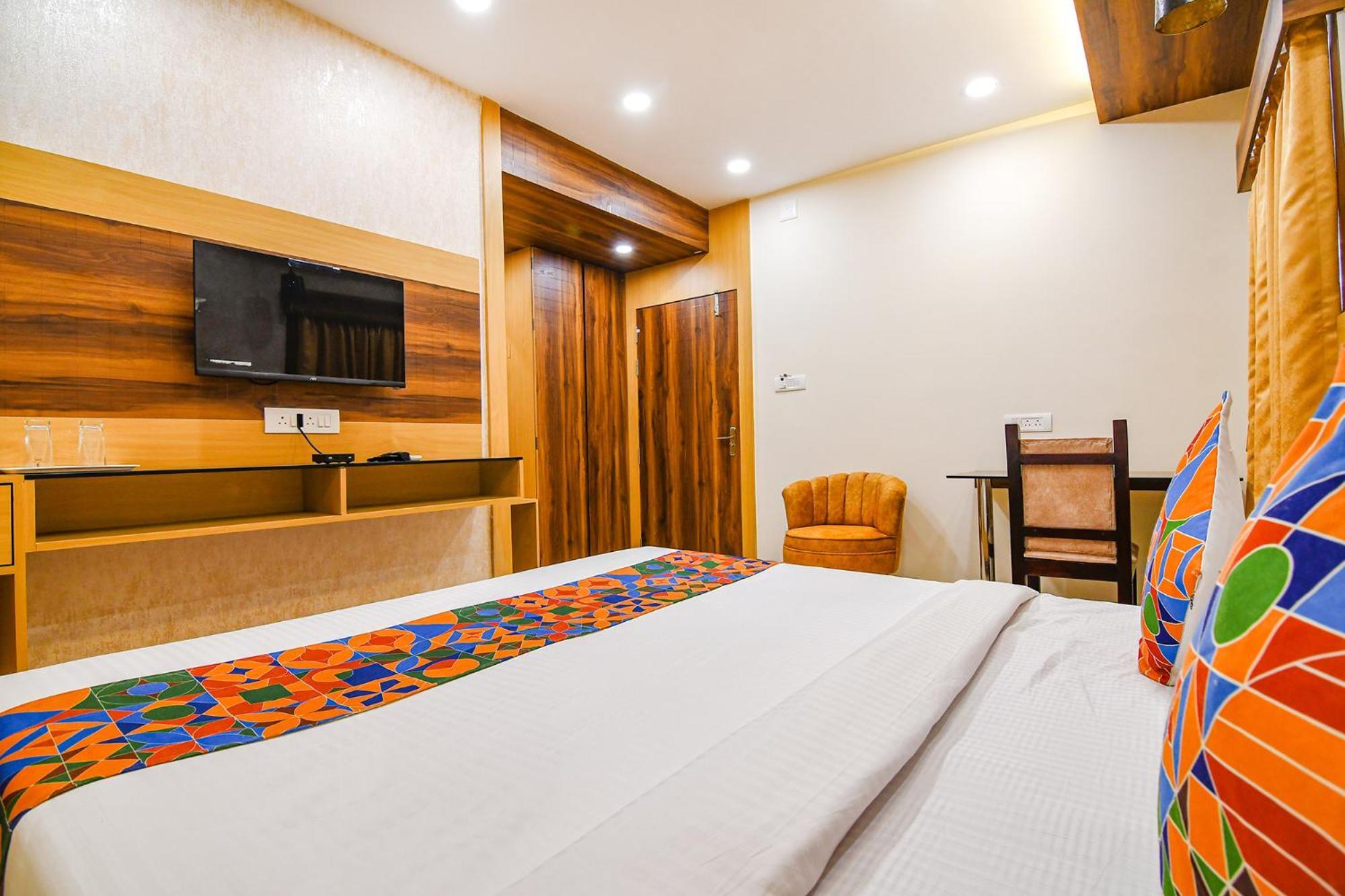 Fabhotel Sonali Golden Palace - Nr Bhubaneswar Railway Station Kültér fotó
