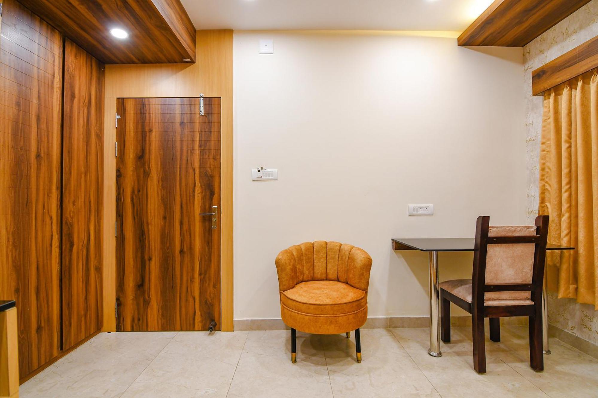 Fabhotel Sonali Golden Palace - Nr Bhubaneswar Railway Station Kültér fotó