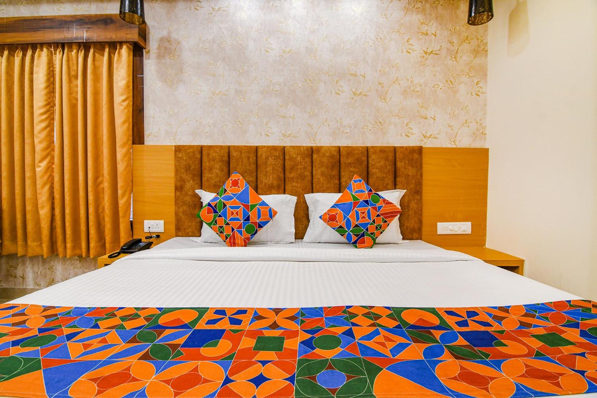 Fabhotel Sonali Golden Palace - Nr Bhubaneswar Railway Station Kültér fotó